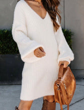 Load image into Gallery viewer, White sweater dress

